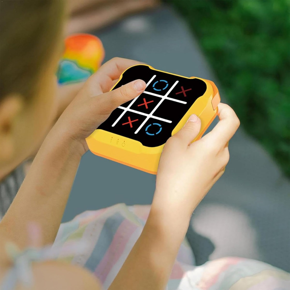 Gioco Elettronico Tris 3 in 1 | Tic-Tac-Toe Portatile con 9 Livelli di Difficoltà 🎮🧠